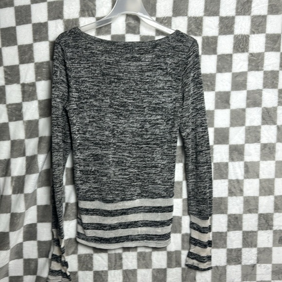 Velcom Long Sleeve Crew Neck Nit top Size S/Small 10 - Picture 5 of 7